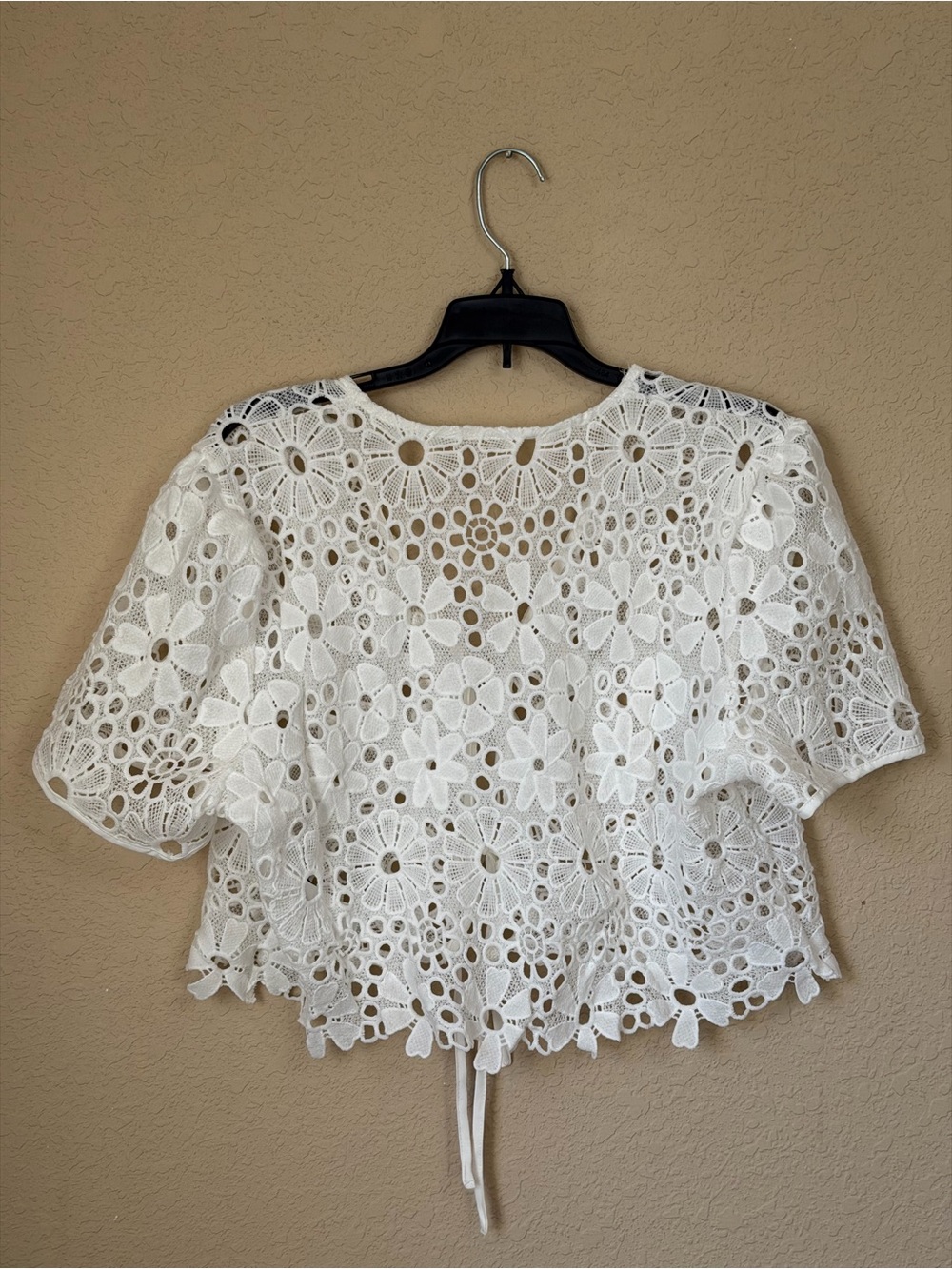 Amazon White Floral Crochet Tie-Front Crop Top - Picture 3 of 6